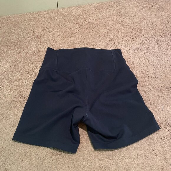 Oiselle Essential Bird Shorts - Picture 3 of 5